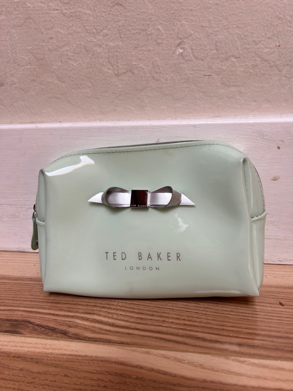 Ted Baker mint green cosmetic / jewelry bag